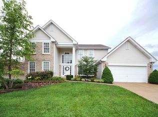 990 Arlington Glen Dr, Fenton, MO