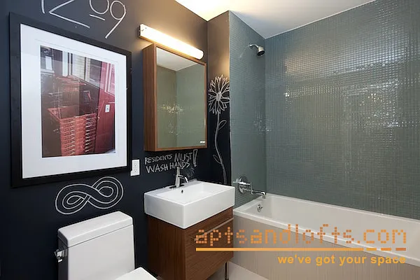 Rented by aptsandlofts.com | media 26