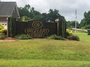 103 Apple Tree Ln, Pikeville, NC 27863