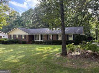 217 Cherokee Cir, Cedartown, GA 30125