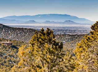 1048 S Summit Rdg, Santa Fe, NM 87501