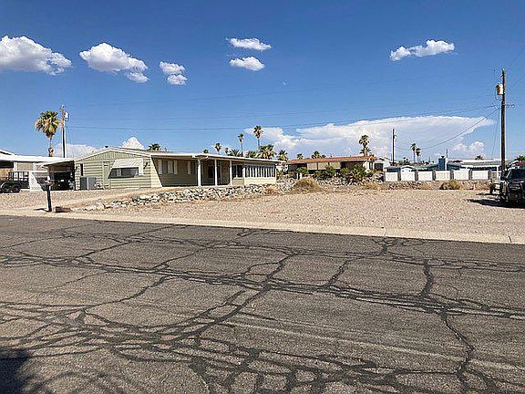 2nd image of 3033 Mescalero Dr