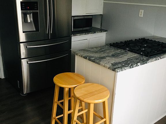 5th image of 515 E Maple Ave #515
