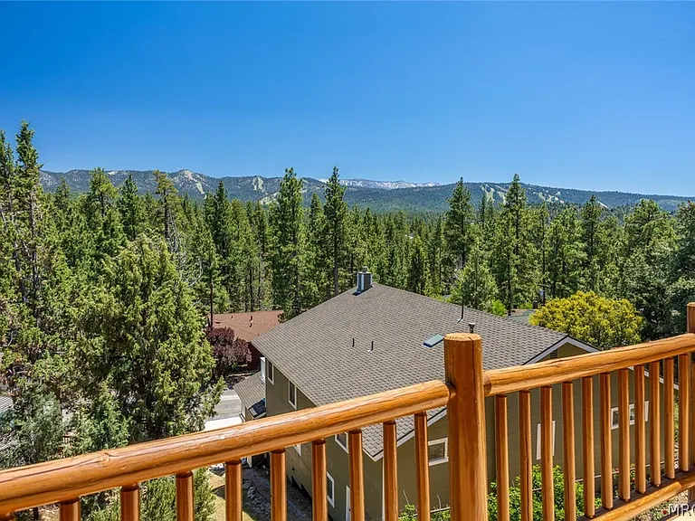 1165 Green Mountain Dr — Photo 40