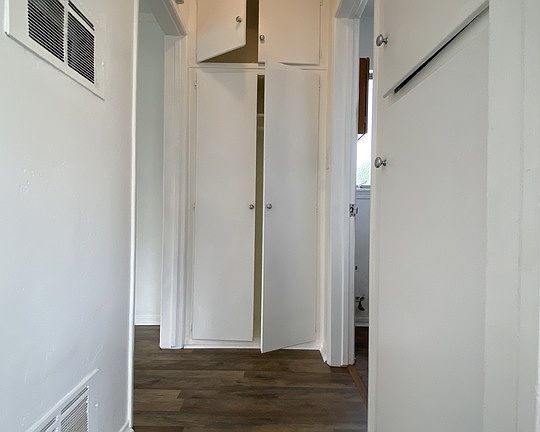 4th image of 881 Kincaid Ave #2