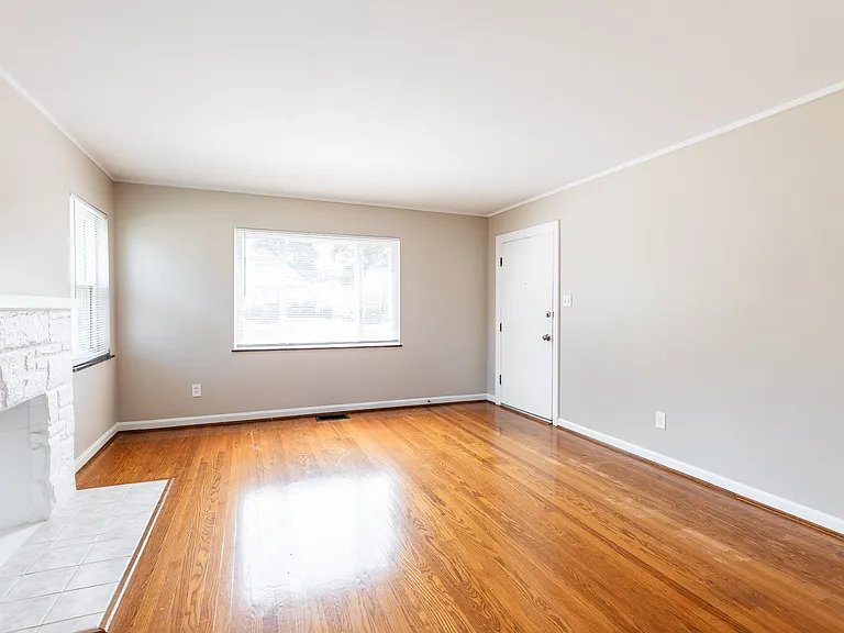 3798 Oleary Ave — Photo 5