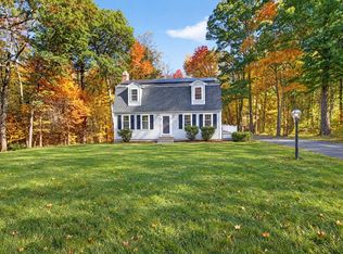 3 Canter Rd, Tyngsboro, MA 01879