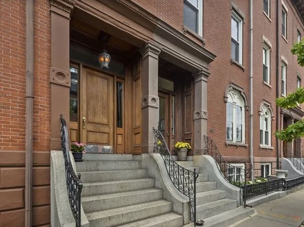 35 High St APT 3
