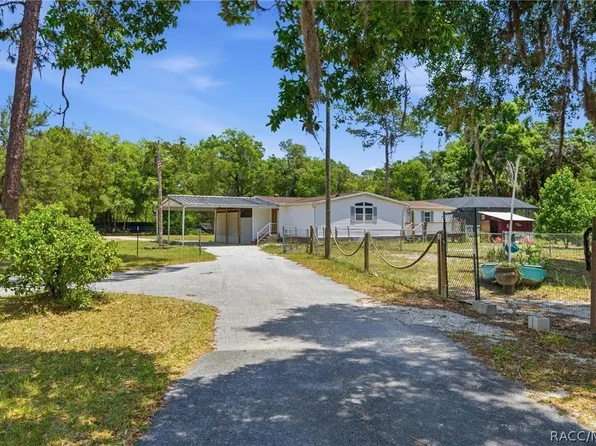 2295 S Stonebrook Dr, Homosassa, FL 34448