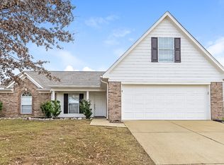 5870 Tommy Joe Dr, Southaven, MS 38672