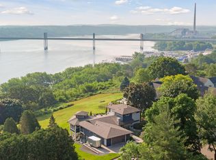 1035 3rd Ave S, Stillwater, MN 55082