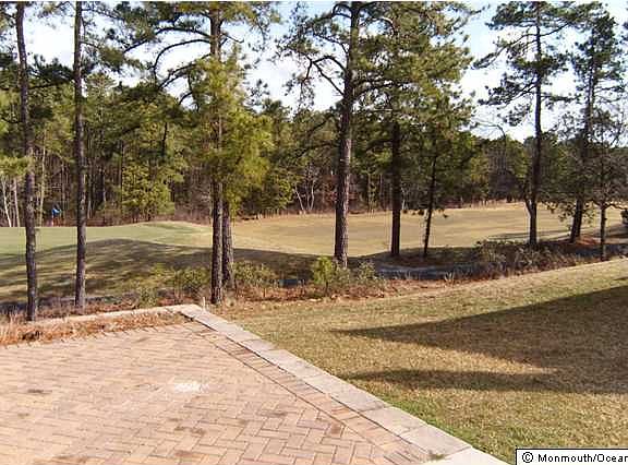 3rd image of 3 Bradley Beach Way