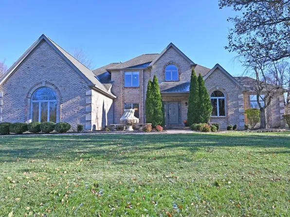 891 Country Club Dr, Cincinnati, OH 45245