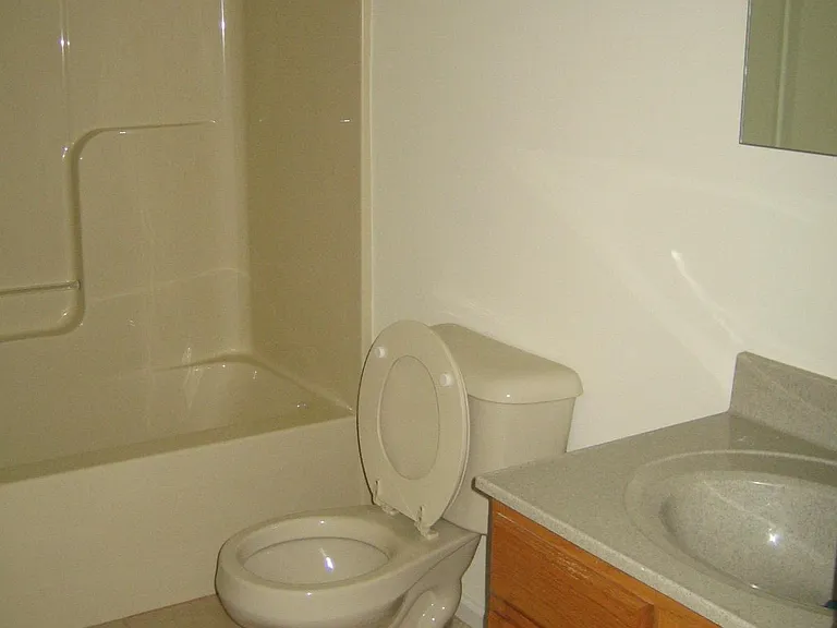 5 Rockland Rd #A — Photo 7
