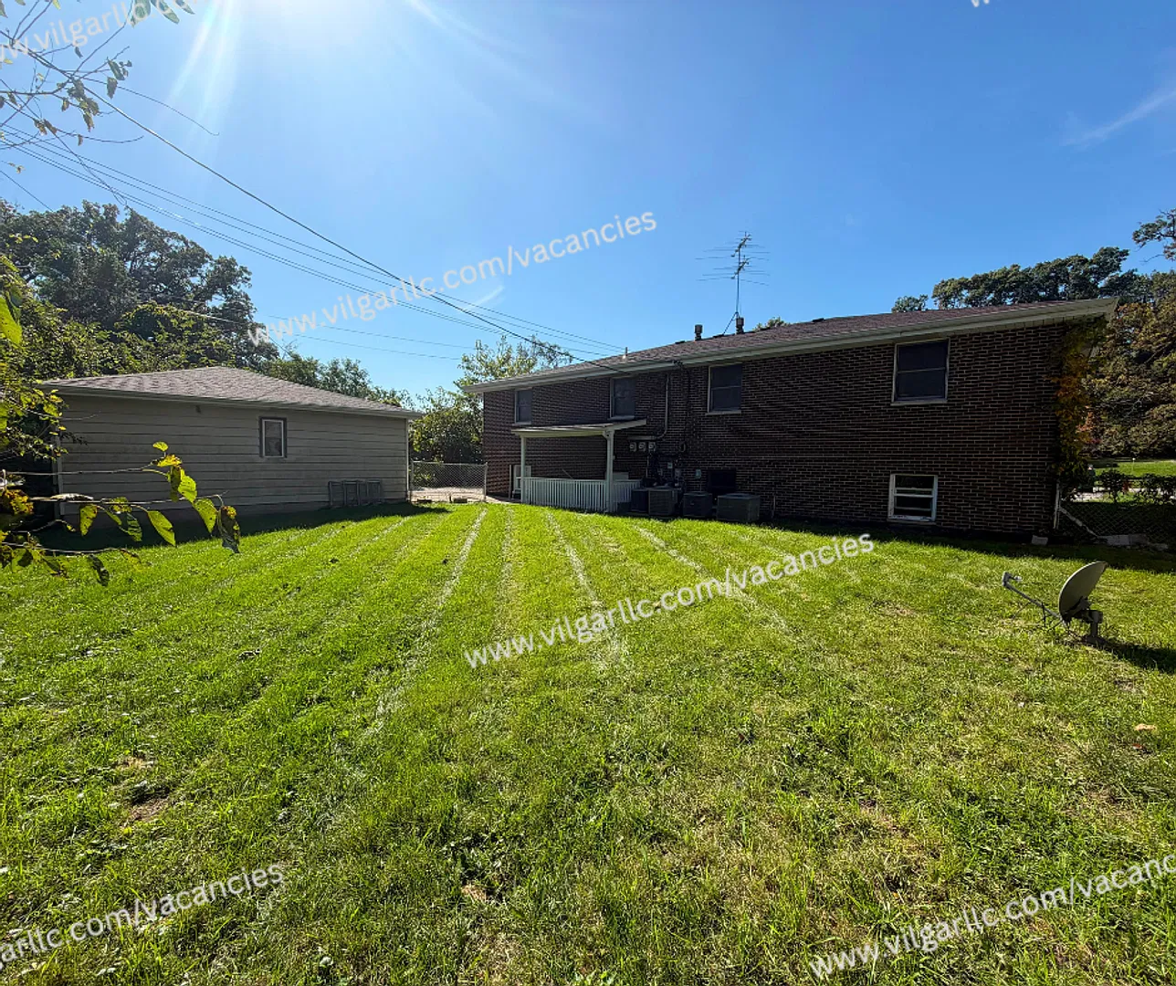 5629 Massachusetts St — Photo 3