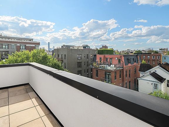5th image of 347 Gates Ave #4