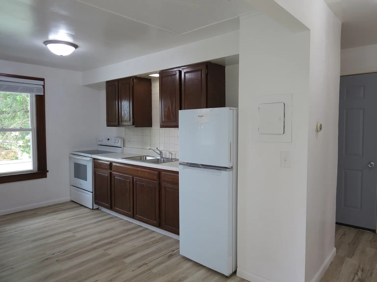 1 bed, $695 — Photo 4