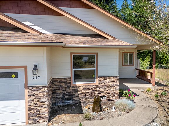 2nd image of 337 Cedar Rdg