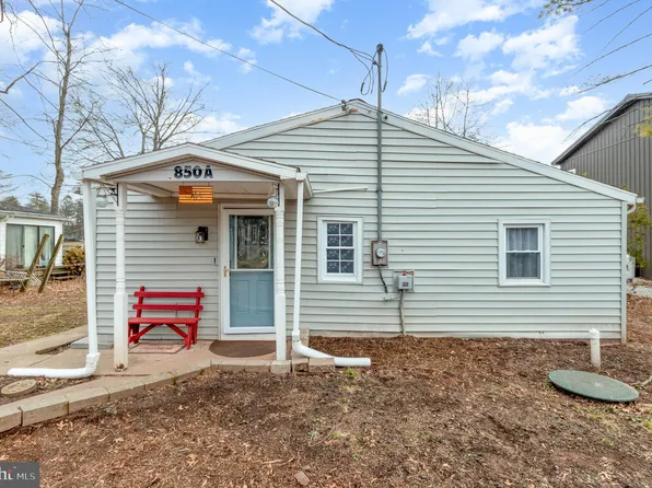 850 Cardinal Ln, Lewisberry, PA 17339
