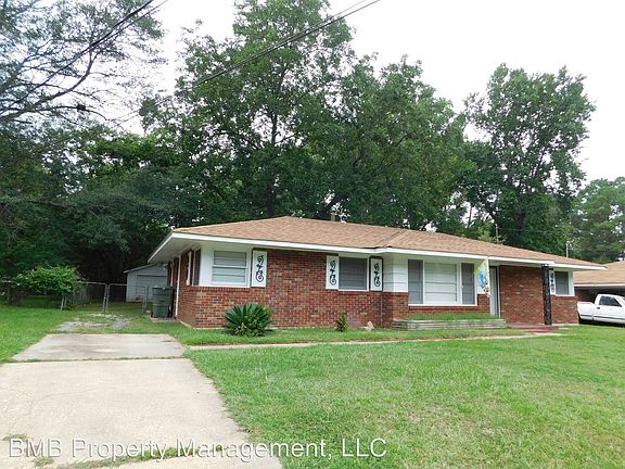 2nd image of 1118 Lakewood Dr