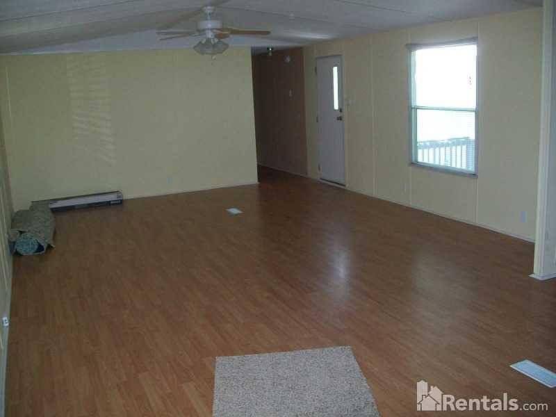2nd image of 1246 S Jackson St Lot 35