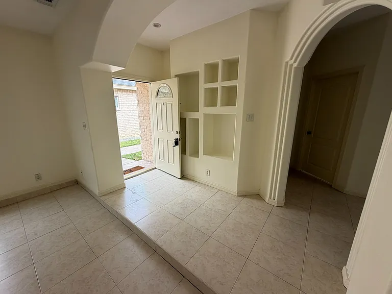 2013 Agua Fina Ave #D — Photo 3