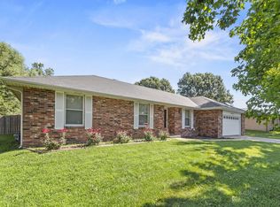 6839 W Dogwood St, Springfield, MO 65802