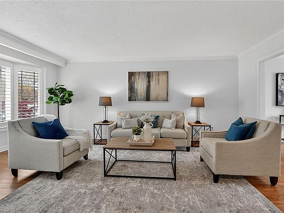 5th image of 3 Fairington Cres