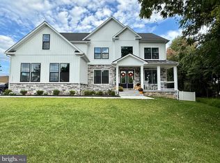 12115 Manor Rd, Glen Arm, MD 21057