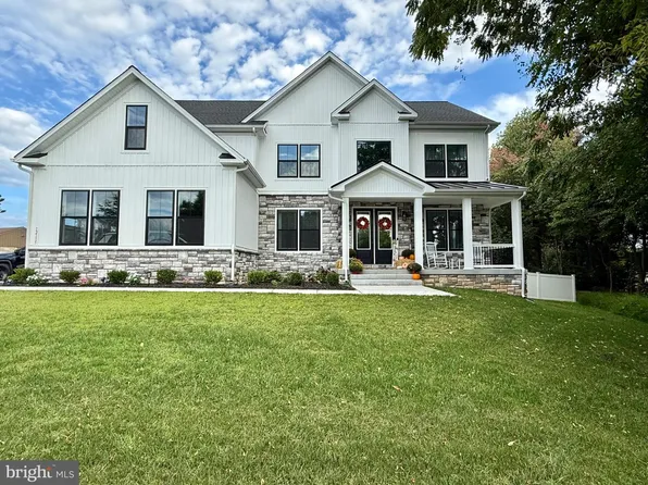 12115 Manor Rd, Glen Arm, MD 21057