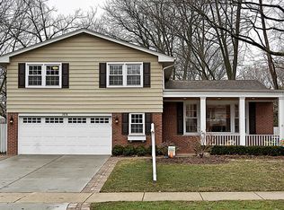 1414 Orchard Ln, Northbrook, IL 60062