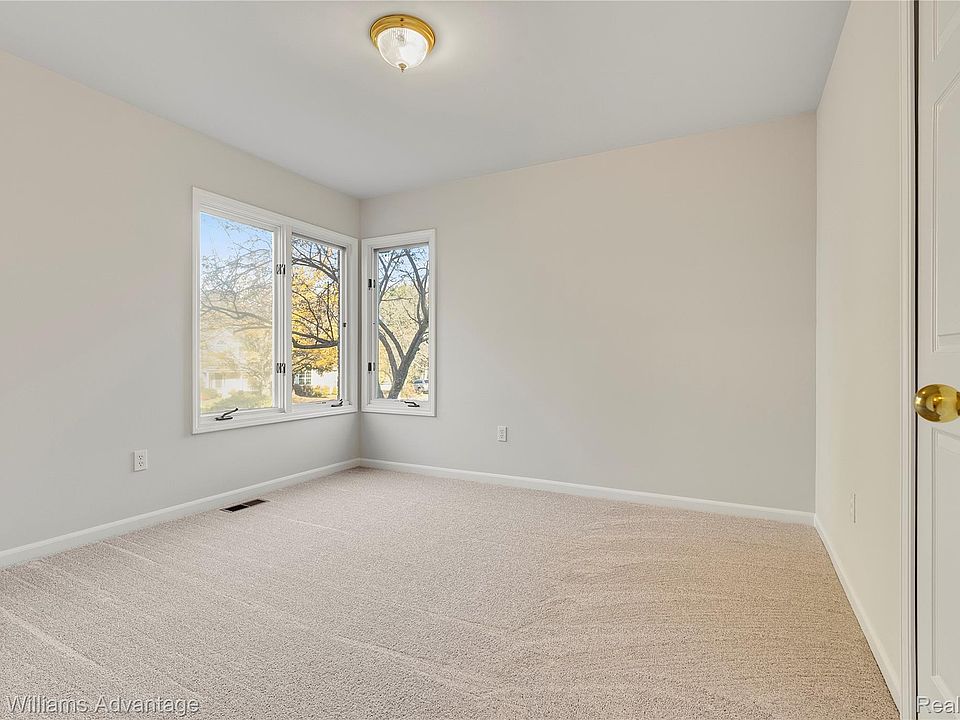 3741 Stoneridge Ct, photo 21
