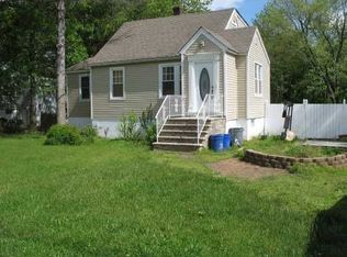 45 Freedom Ave, Piscataway, NJ