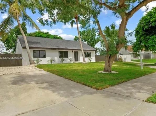 20620 SW 120th Pl, Miami, FL 33177