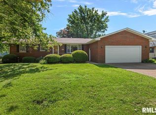 542 Sattley St, Rochester, IL 62563