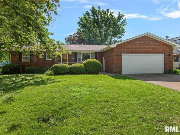 542 Sattley St, Rochester, IL 62563