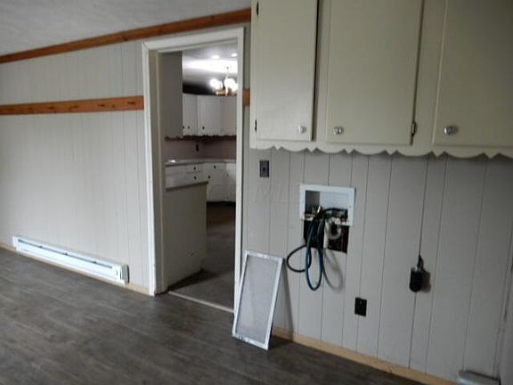 5th image of 1010 E Vine St