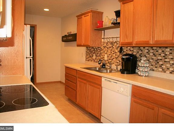 2nd image of 2529 11th Ave