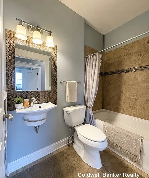 2827 W Belden Ave #4D — Photo 11