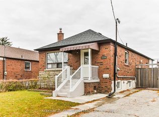 1229 Birchmount Rd, Toronto, ON M1P 2C9