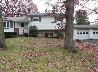 772 Brush Mountain Rd, Hollidaysburg, PA 16648