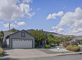 7690 Deep Bay Dr, Reno, NV 89506