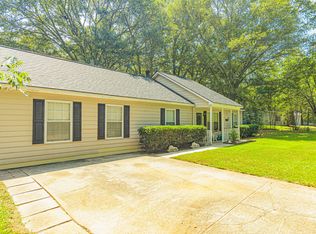 132 Hudgen Rd, Newnan, GA 30265