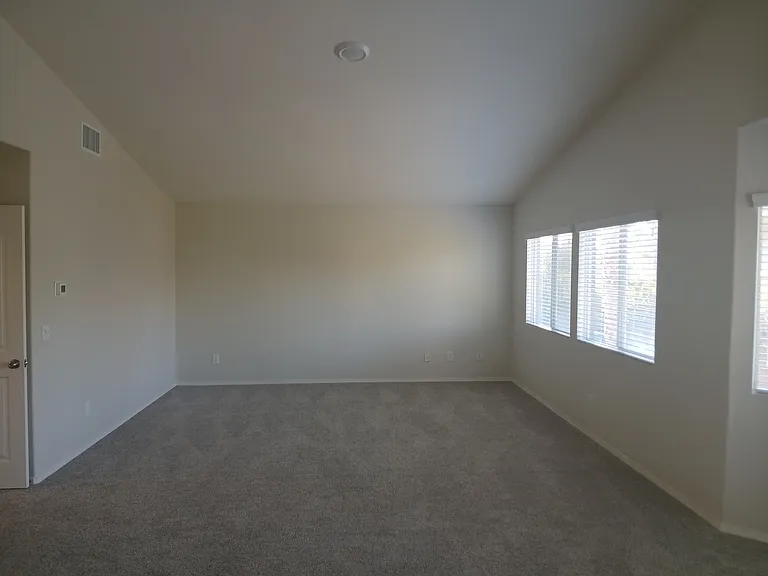 9394 Live Oak Dr — Photo 29