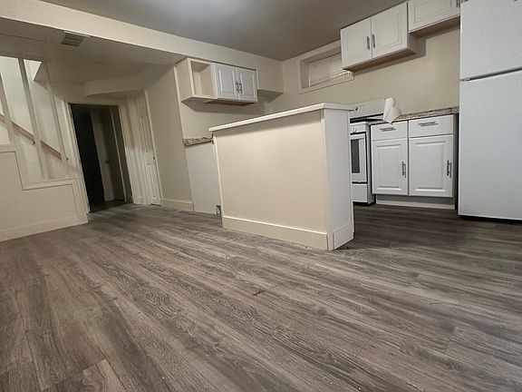 2nd image of 33 148av #1