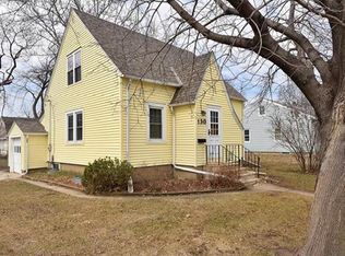 130 9th Ave SW, Faribault, MN 55021