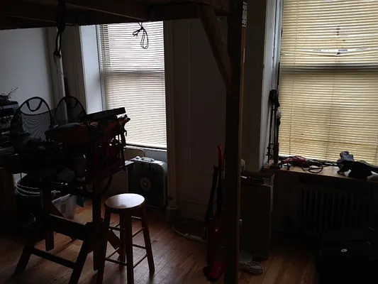 Rented by Premier Metro Realty Corp | media 13