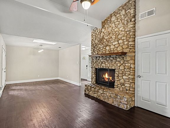 2nd image of 4812 Harlan Ave