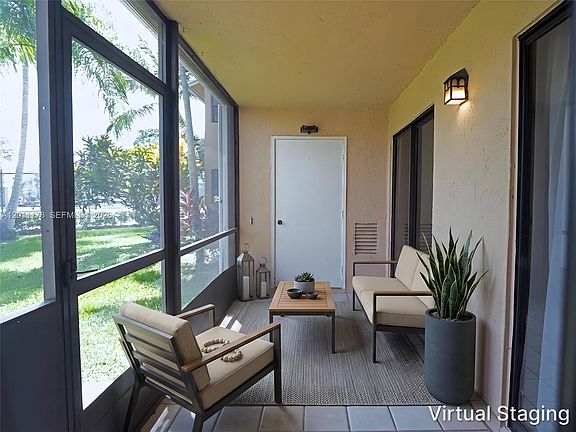 3rd image of 1151 N Liberty Ave #1151F