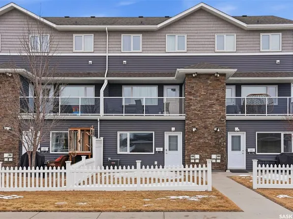 UNIT 103-275 Pringle LANE, Saskatoon, SK S7T 0T5